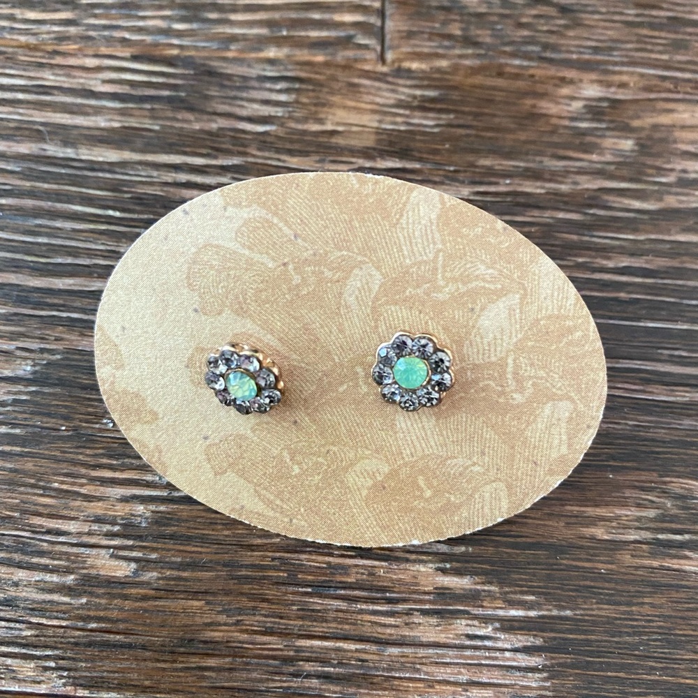 Light green earrings
